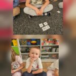 Dwóch chlopców prezentujących zbiory wybranych liter.