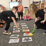 Zabawa 'Kto pierwszy?'...